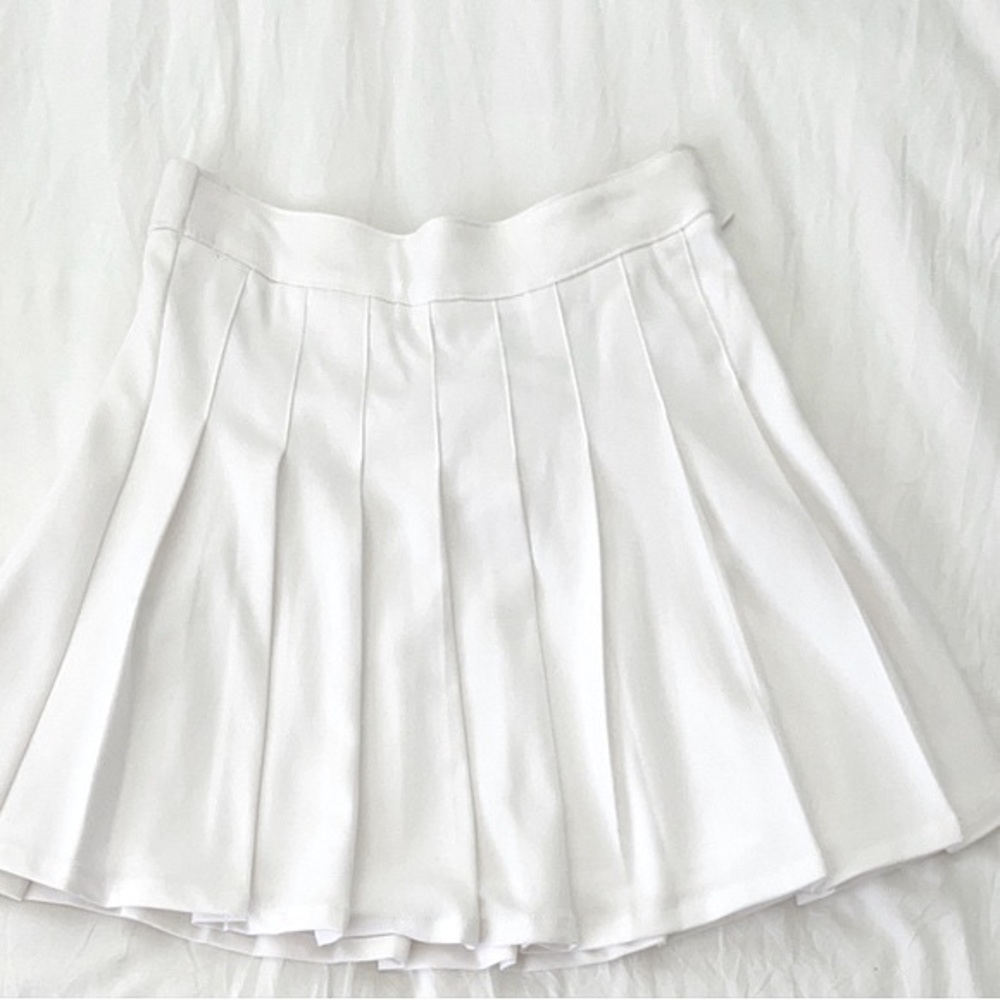 White pleated hollister tennis skirt size xs
